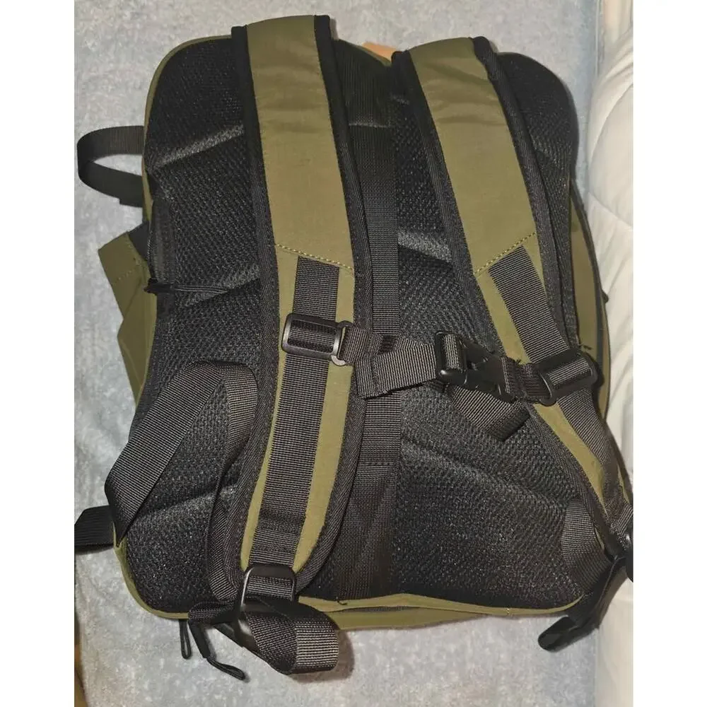 Joyway Travel Backpack with 15.6